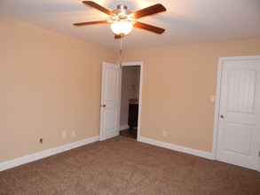 This is 4 Townhouses in Clarksville, TN - Building Photo - Interior Photo