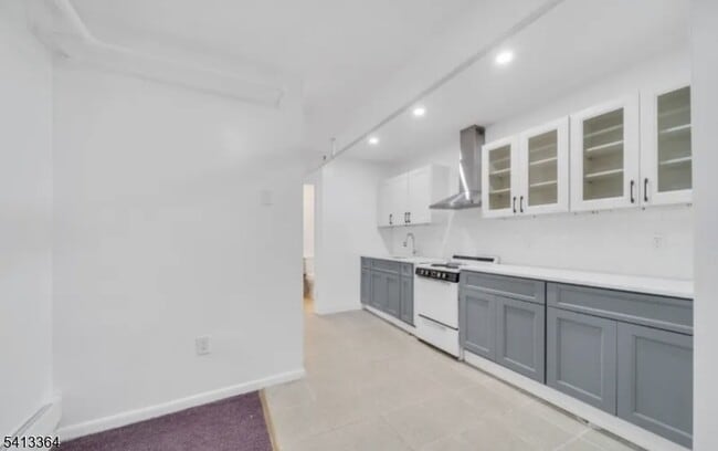 275 Main St in Paterson, NJ - Building Photo - Building Photo