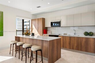701 Valencia Ave in Coral Gables, FL - Building Photo - Building Photo