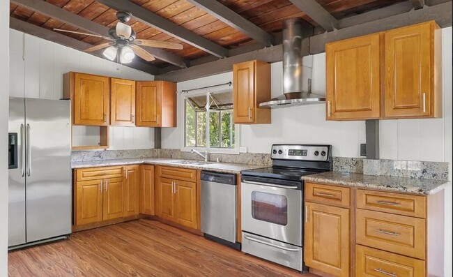 property at 397-397 Waialua Beach Rd