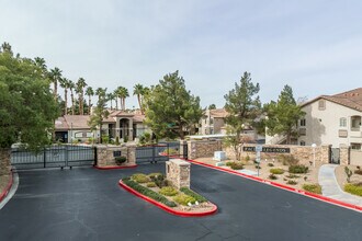 Pacific Legends in Henderson, NV - Building Photo - Building Photo