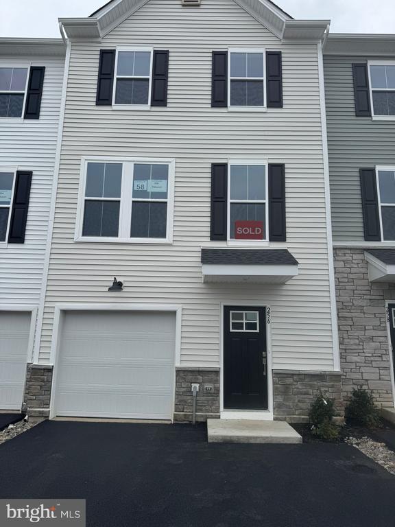 256 Talucci Dr