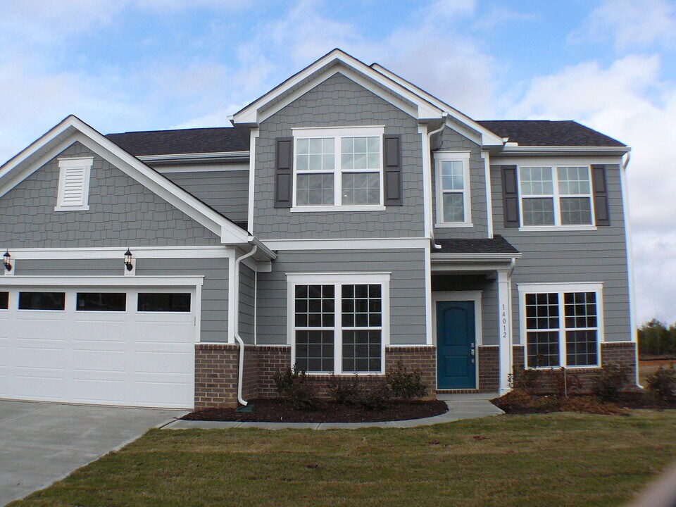 14012 Glaswick Dr in Charlotte, NC - Building Photo