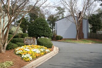 1211 Scaleybark Rd in Charlotte, NC - Building Photo - Building Photo