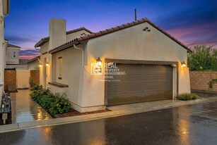 365 Huntington Ct in Rialto, CA - Building Photo