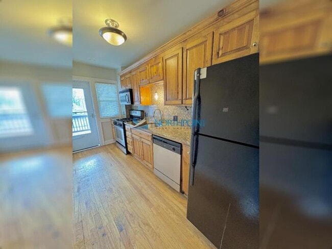 307 E 43rd St in Kansas City, MO - Building Photo - Building Photo