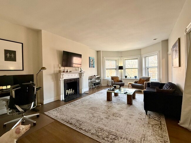 475 Beacon St, Unit 4F, Unit 4F