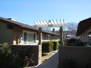 Ninth Street Apartments in Fresno, CA - Building Photo - Building Photo