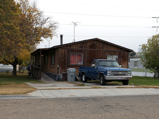 605 Joliet St in Caldwell, ID - Foto de edificio - Building Photo