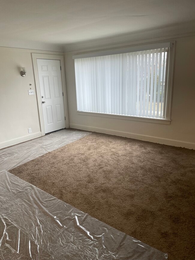 14353 Strathmoor St, Unit Upstairs in Detroit, MI - Building Photo - Building Photo