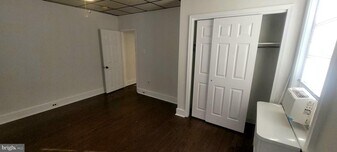 2243 S Lambert St in Philadelphia, PA - Building Photo