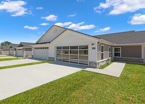 Arabella Apartments in Independence, MO - Building Photo