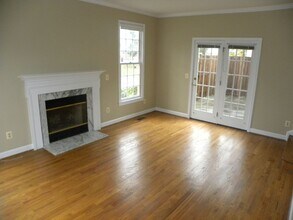 1 Linden Hill Way SW in Leesburg, VA - Building Photo - Building Photo