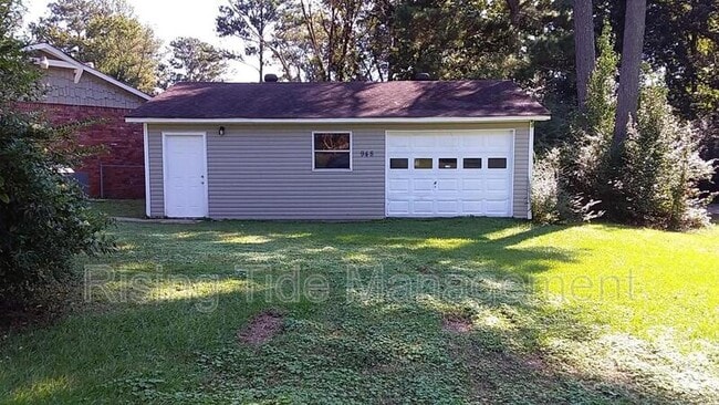 property at 948 Longview Cir