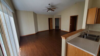 1622 Clover Dr in Junction City, KS - Building Photo - Building Photo