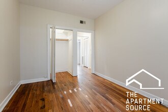 2405 W Wilson Ave in Chicago, IL - Building Photo - Building Photo