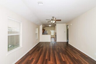 19235 Sandelford Dr in Katy, TX - Building Photo - Building Photo