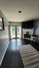 9948 Bevis Ave, Unit 1 in Mission Hills, CA - Building Photo - Building Photo