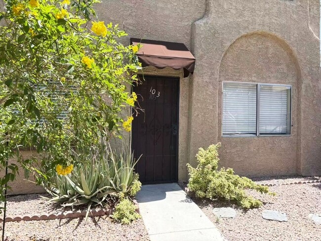 property at 5111 W Pioneer Ave