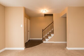 2216 Ashcreek Dr in Richmond, VA - Building Photo - Building Photo