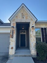163 Emery Oak Way in Huntsville, TX - Building Photo