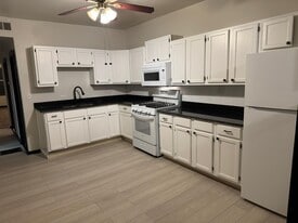 2132 S Harding Ave, Unit 2 in Chicago, IL - Building Photo