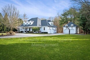 8 Azalea Way in Boxford, MA - Building Photo