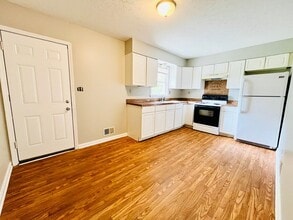 3420 Buckeye Rd in Louisville, KY - Building Photo - Building Photo