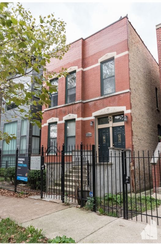 property at 1538 N Maplewood Ave