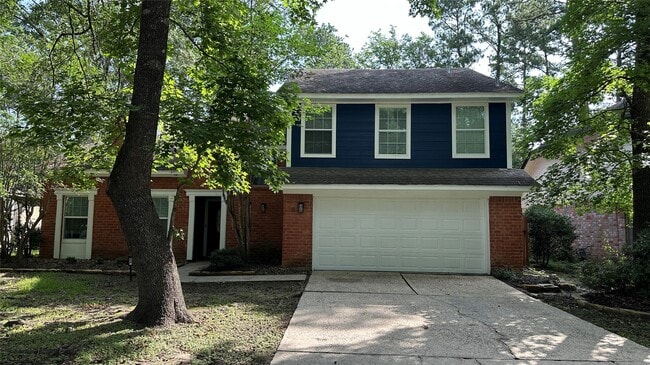 property at 8 Fawnchase Ct