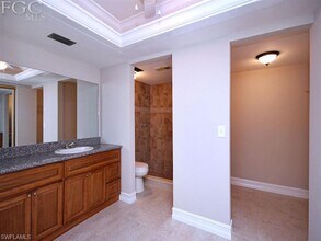 12501 McGregor Blvd, Unit Maple Gardens in Ft. Myers, FL - Foto de edificio - Building Photo