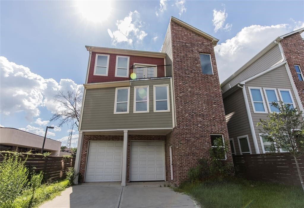 1424 Eddington St in Houston, TX - Building Photo