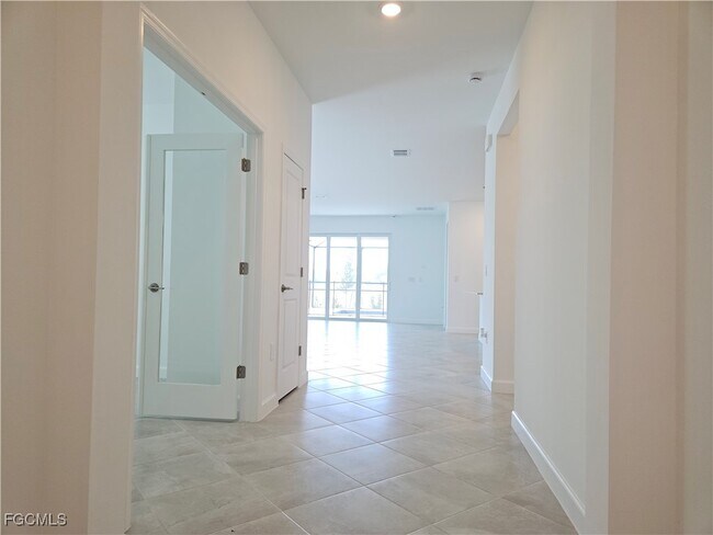 20459 Copperhead Dr in Lehigh Acres, FL - Building Photo - Building Photo