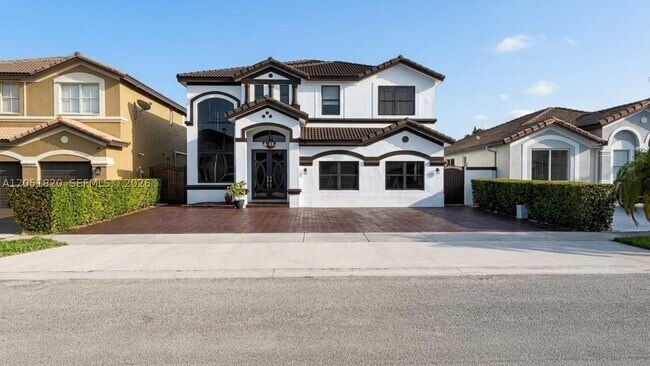 15350 SW 11th St