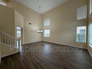 1830 Persimmon Way in Tracy, CA - Building Photo - Building Photo