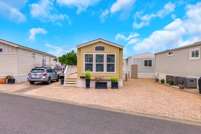 property at 341 3rd Ave