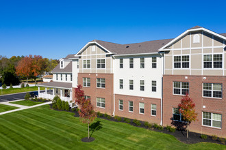 Rolling Greens Court Senior Apartments in Cinnaminson, NJ - Building Photo - Building Photo