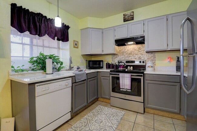 7977 W Wacker Rd in Peoria, AZ - Building Photo - Building Photo