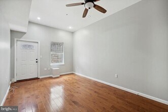 528 S 13th St in Philadelphia, PA - Building Photo - Building Photo