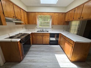 103 W Greenwich Cir in Lagrange, GA - Building Photo - Building Photo