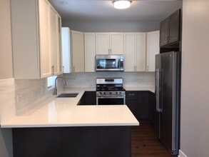 2658 W Homer St in Chicago, IL - Building Photo - Building Photo