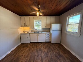 417 W Logan St in Sulphur, LA - Building Photo - Building Photo