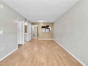 1271 SE 28th Ct in Homestead, FL - Building Photo - Building Photo