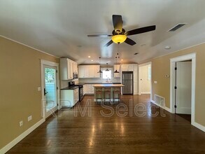 428 Alhambra Blvd in Sacramento, CA - Building Photo - Building Photo
