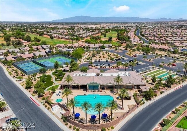 3352 Hackney Horse Ct in Las Vegas, NV - Building Photo - Building Photo