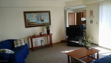 340 Ocean Ave N in Long Branch, NJ - Building Photo - Building Photo