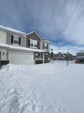 2948 Woods Edge Dr in Greenwood, IN - Building Photo - Building Photo