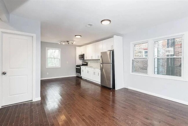 property at 285 Grant Ave