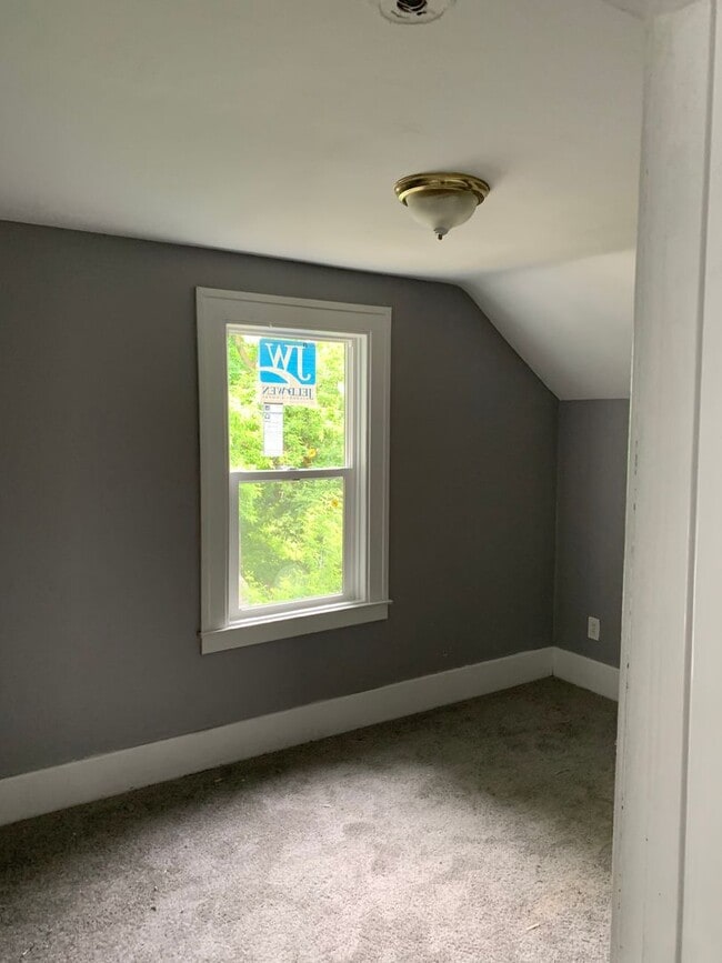 property at 85 W Rundell St