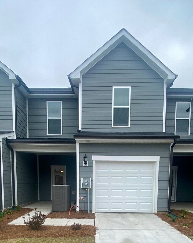 10108 Guardian Dr in Charlotte, NC - Building Photo - Building Photo